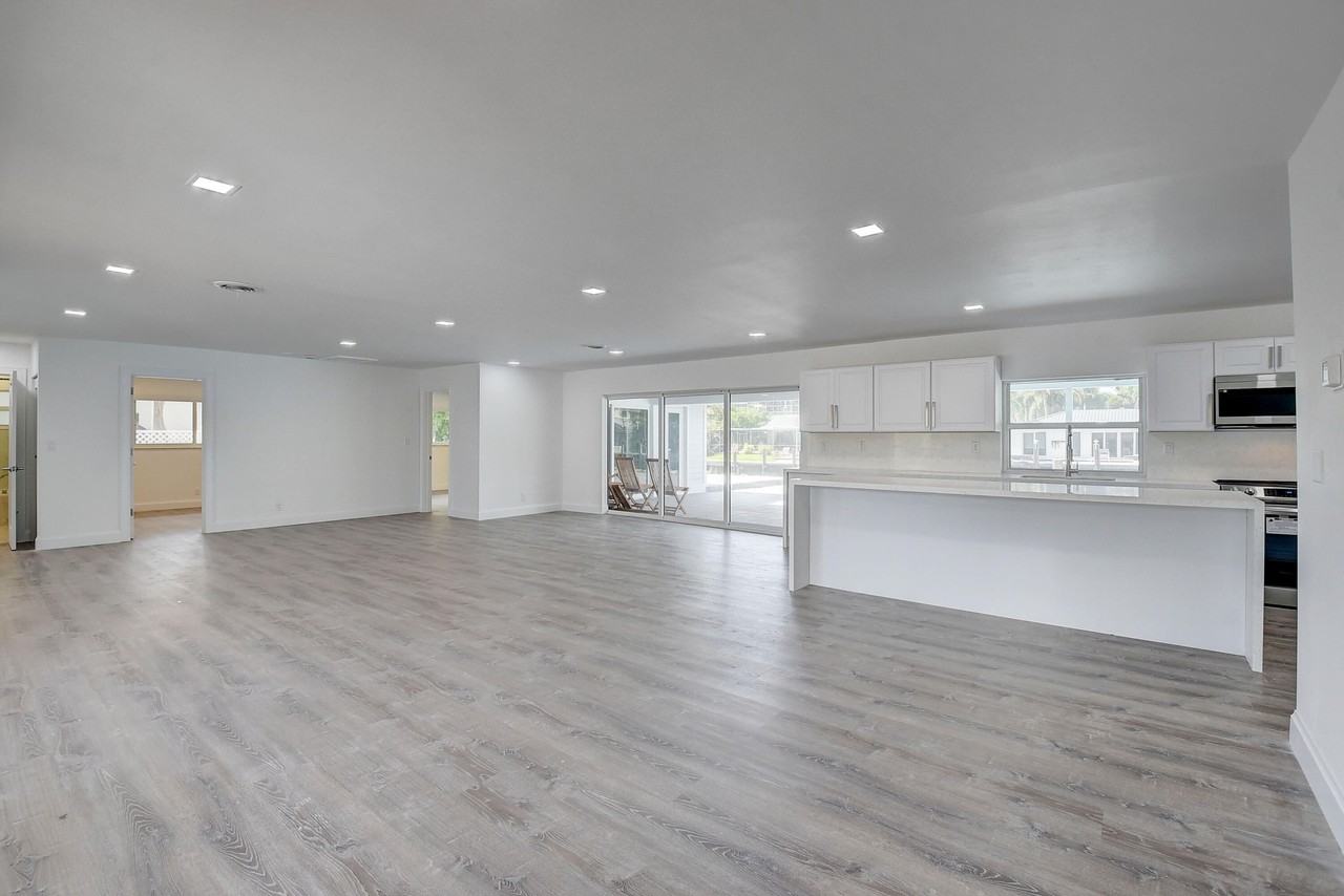 800 Forsyth St - Photo 5 of 32