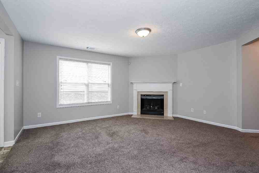 460 Little Creek Rd - Photo 3 of 16