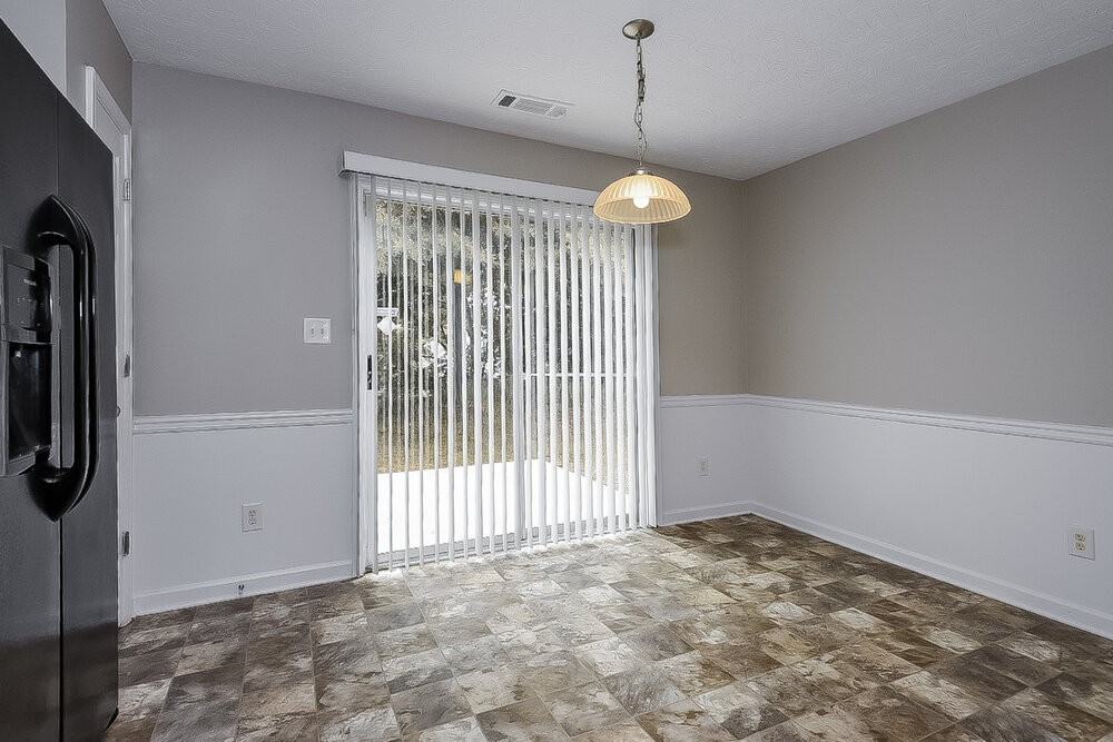 460 Little Creek Rd - Photo 6 of 16