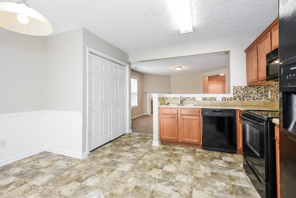 460 Little Creek Rd - Photo 7 of 16