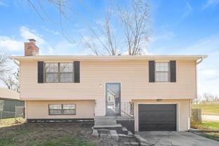 101 E Pacific Dr - Photo 1 of 1