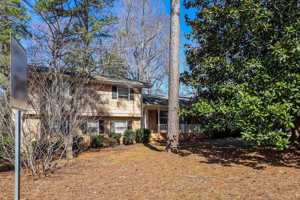 featured image of 3316 Concord Cor Se