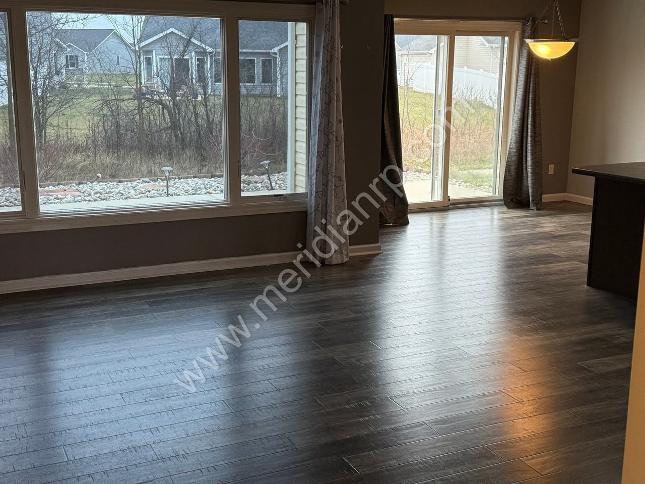 473 Greenpointe Pkwy #1 - Photo 3 of 22