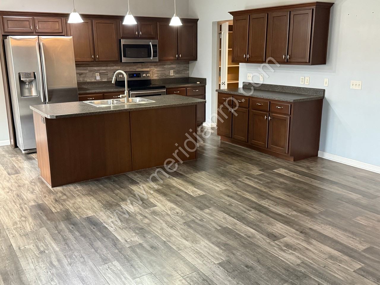 473 Greenpointe Pkwy #1 - Photo 6 of 22