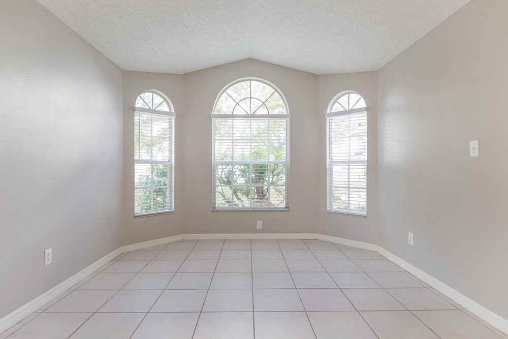 11872 Sindlesham Ct - Photo 2 of 15