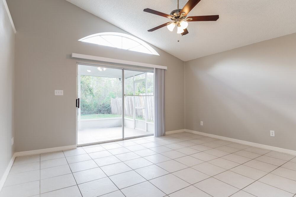 11872 Sindlesham Ct - Photo 4 of 15