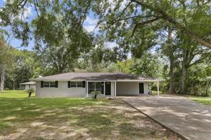 featured image of 9644 Meadowdale Dr #1