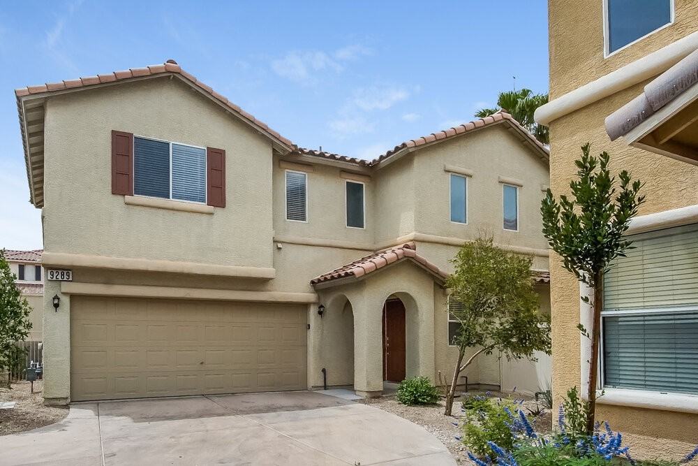 9289 Hainsworth Ave - Photo 4 of 17