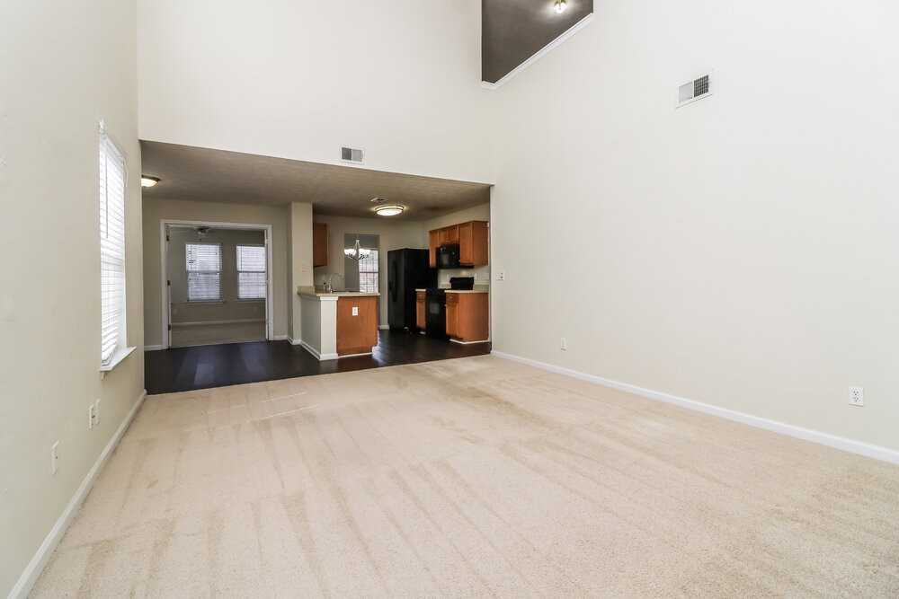 3425 Sandlake Dr Sw - Photo 6 of 17