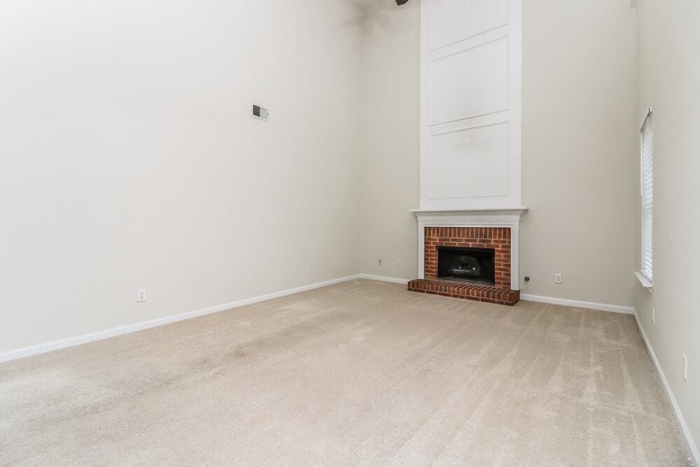 3425 Sandlake Dr Sw - Photo 7 of 17