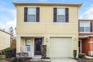 featured image of 12652 Somerset Oaks St