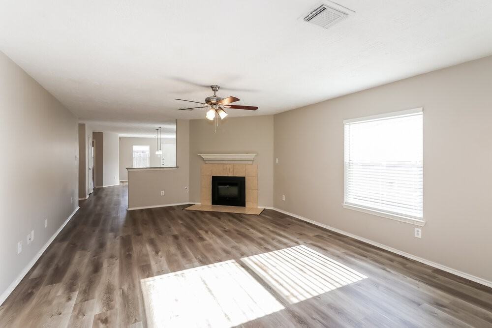 7835 Northfork Hollow Ln - Photo 5 of 16