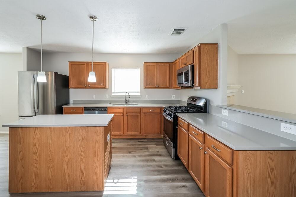 7835 Northfork Hollow Ln - Photo 6 of 16