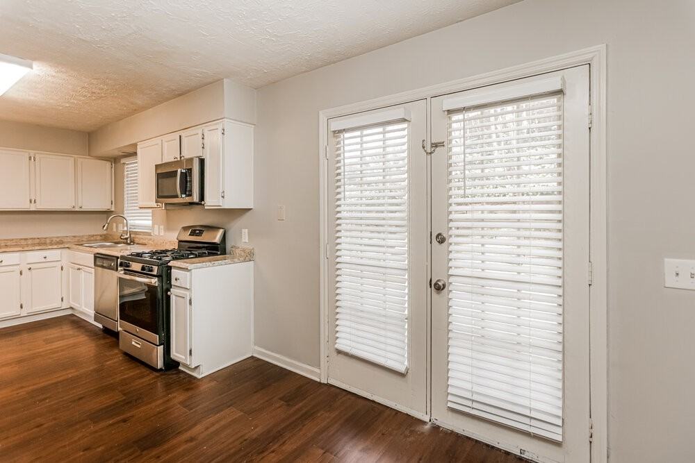 1902 Shadbark Ct Nw - Photo 7 of 17