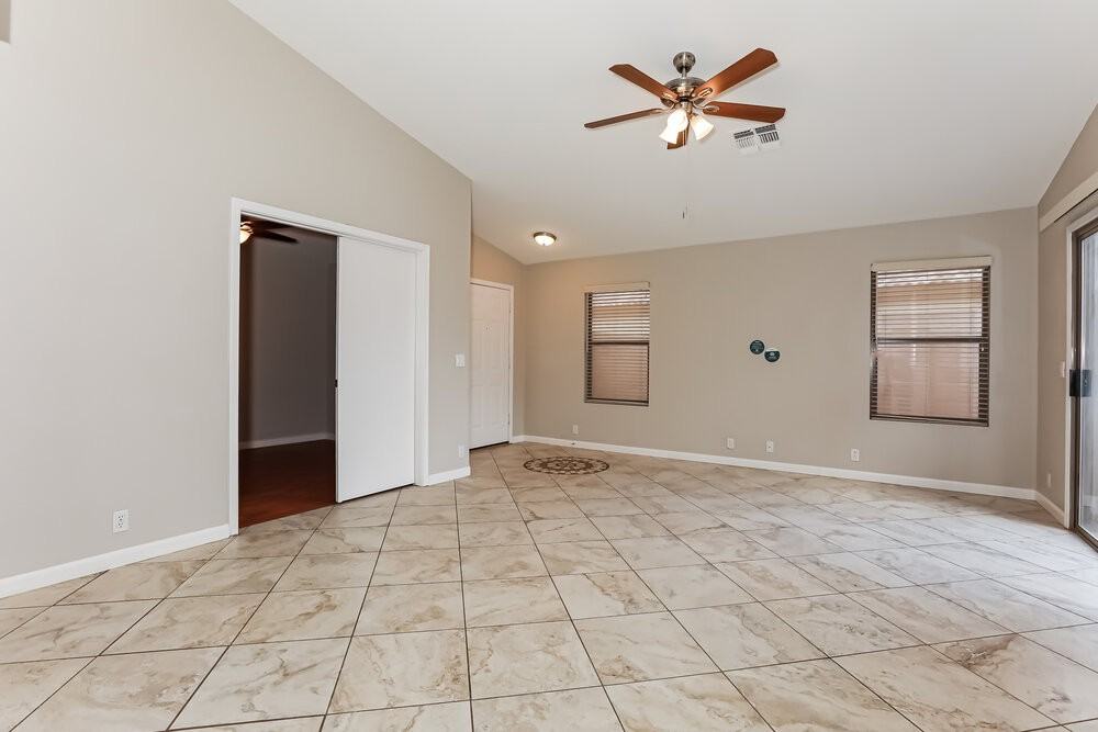 10640 E Enid Ave - Photo 5 of 19