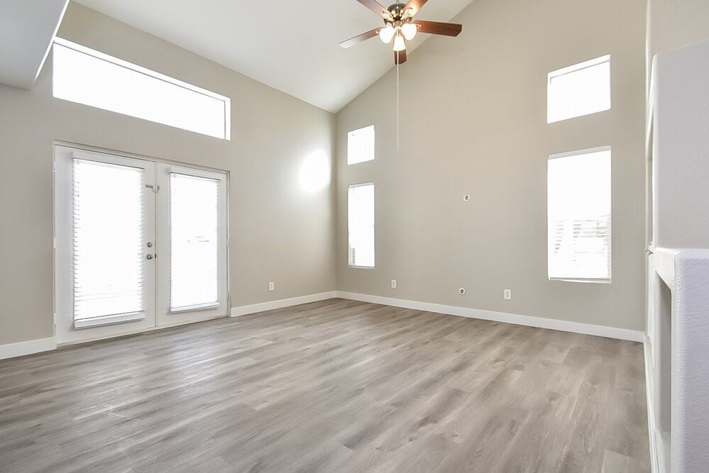 7716 Donald Nelson Ave - Photo 5 of 20