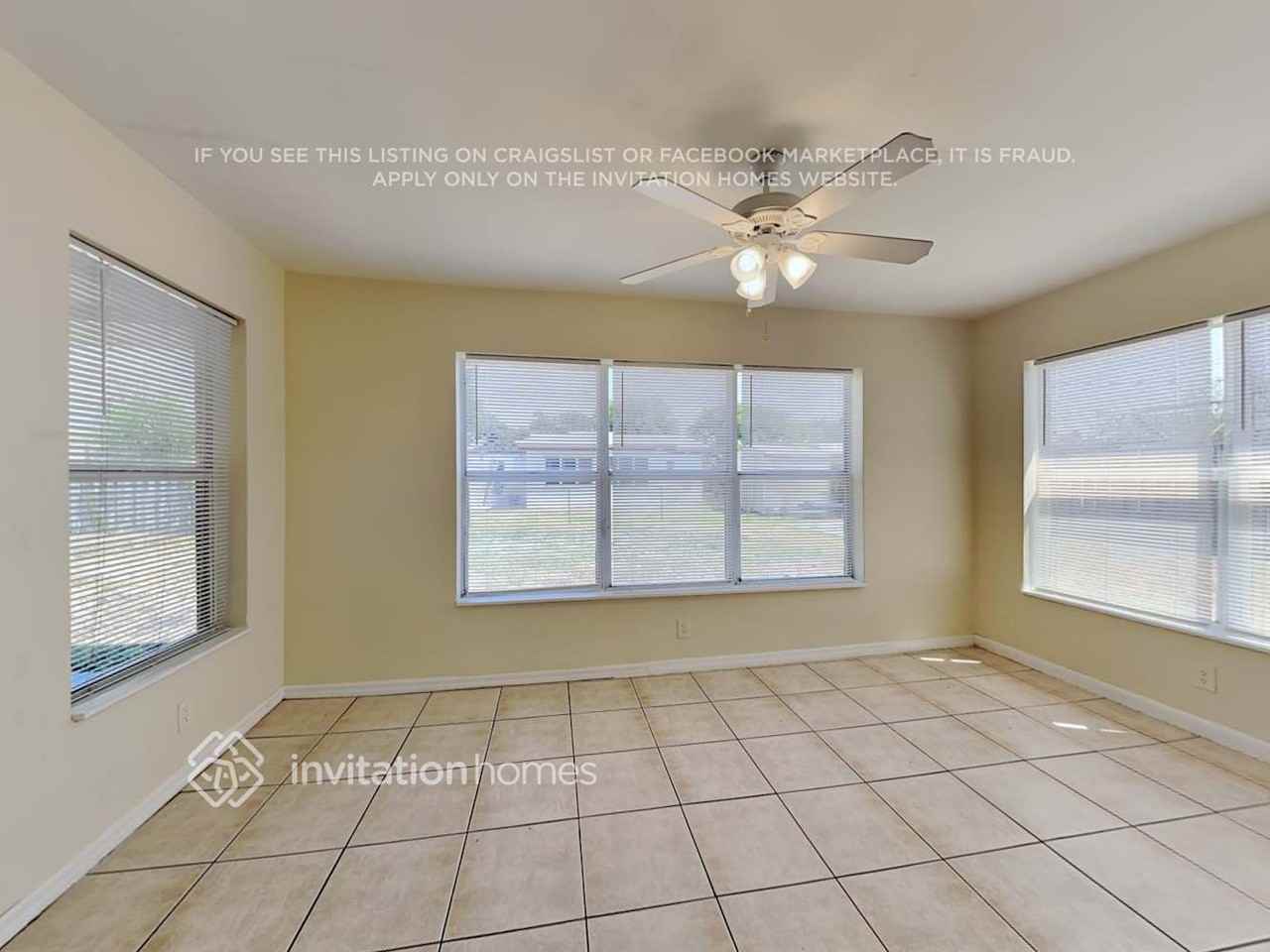 6561 Thomas St - Photo 6 of 19