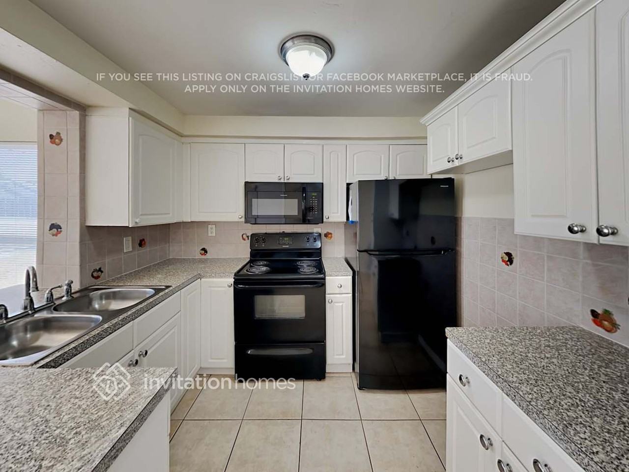 6561 Thomas St - Photo 7 of 19