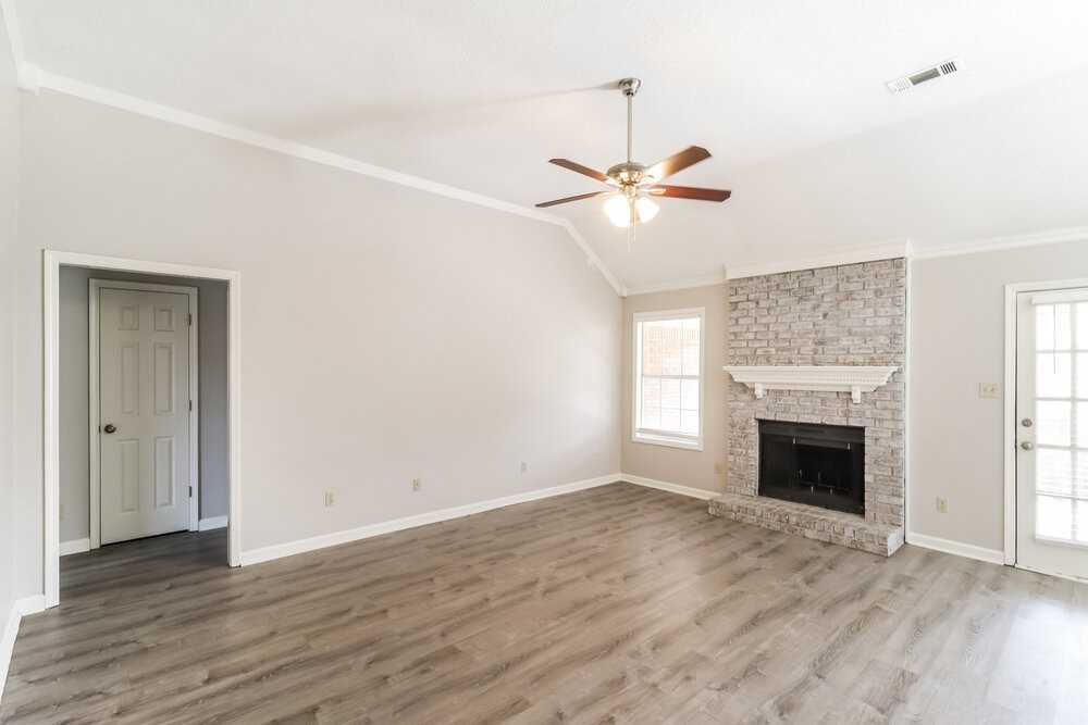 6665 Millgrove Park Dr - Photo 4 of 16