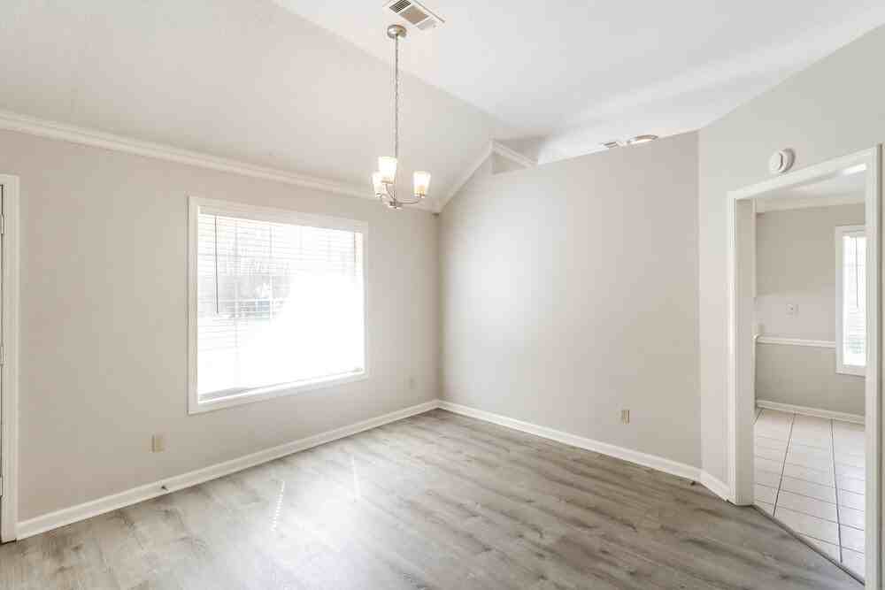 6665 Millgrove Park Dr - Photo 6 of 16