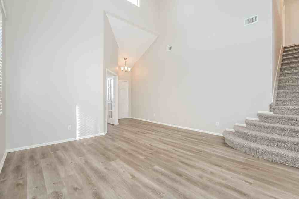 7441 S Mobile St - Photo 6 of 17