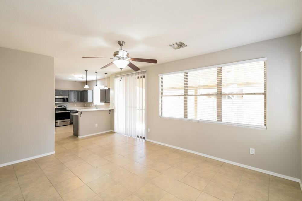 8935 E Capri Ave - Photo 5 of 20