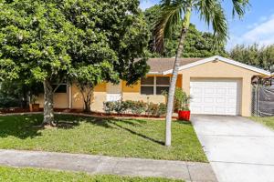 featured image of 4196 Centurian Cir