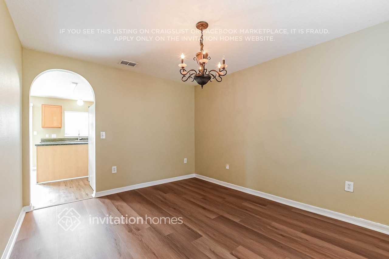 281 Mckay Blvd - Photo 7 of 18