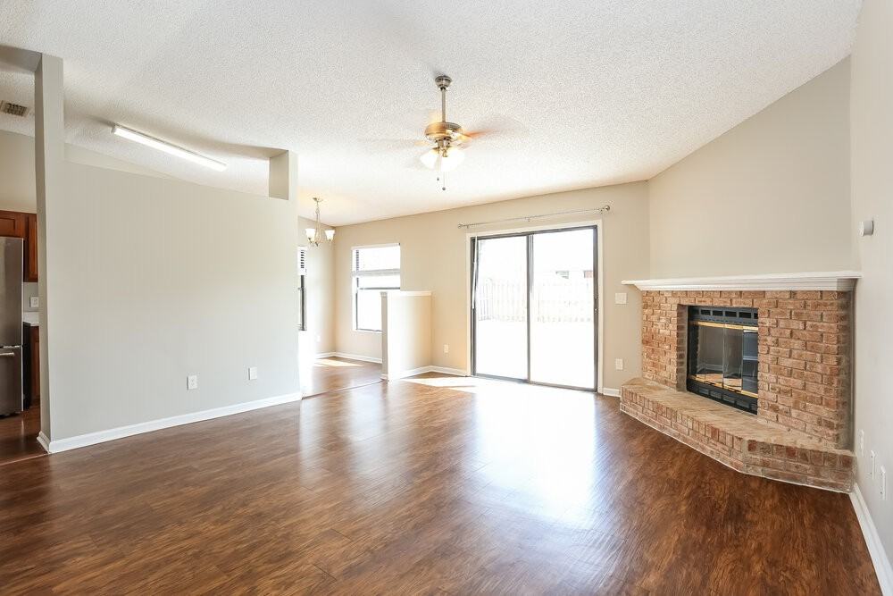 8134 Cumberland Gap Trl N - Photo 5 of 16