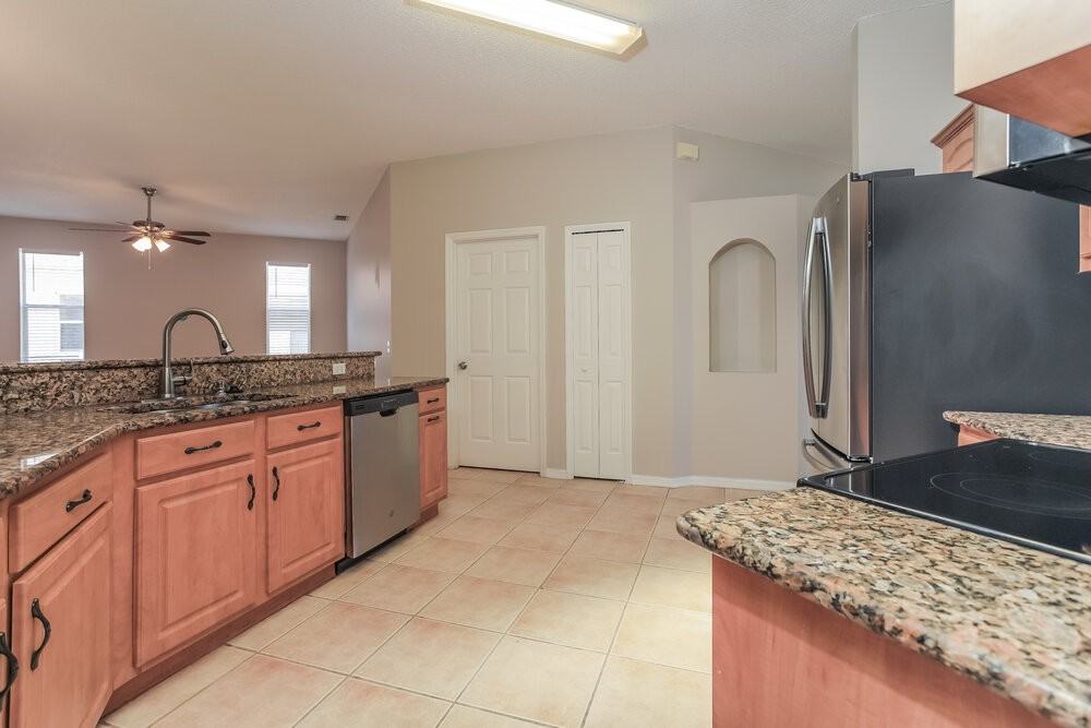 55 Alicante Ct - Photo 7 of 16