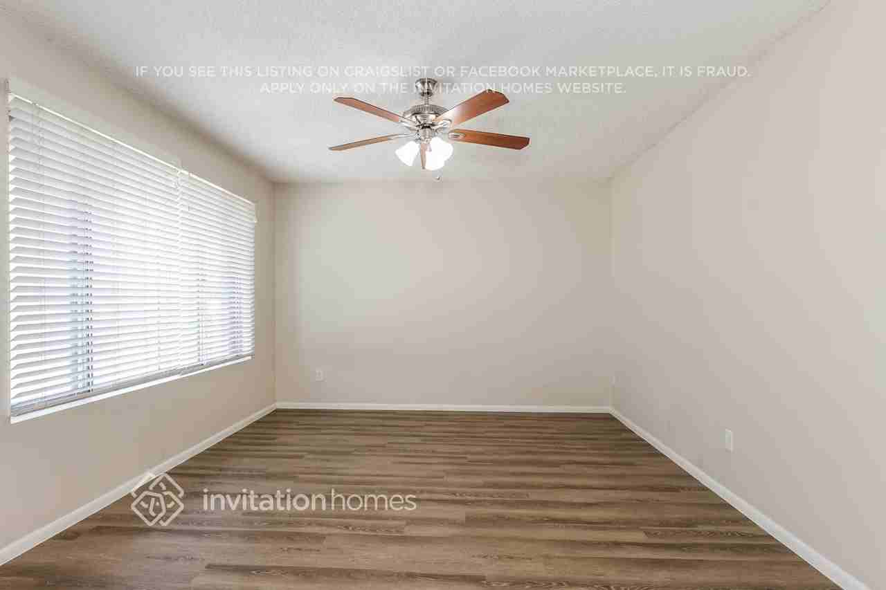 7341 W Shangri La Rd - Photo 3 of 17