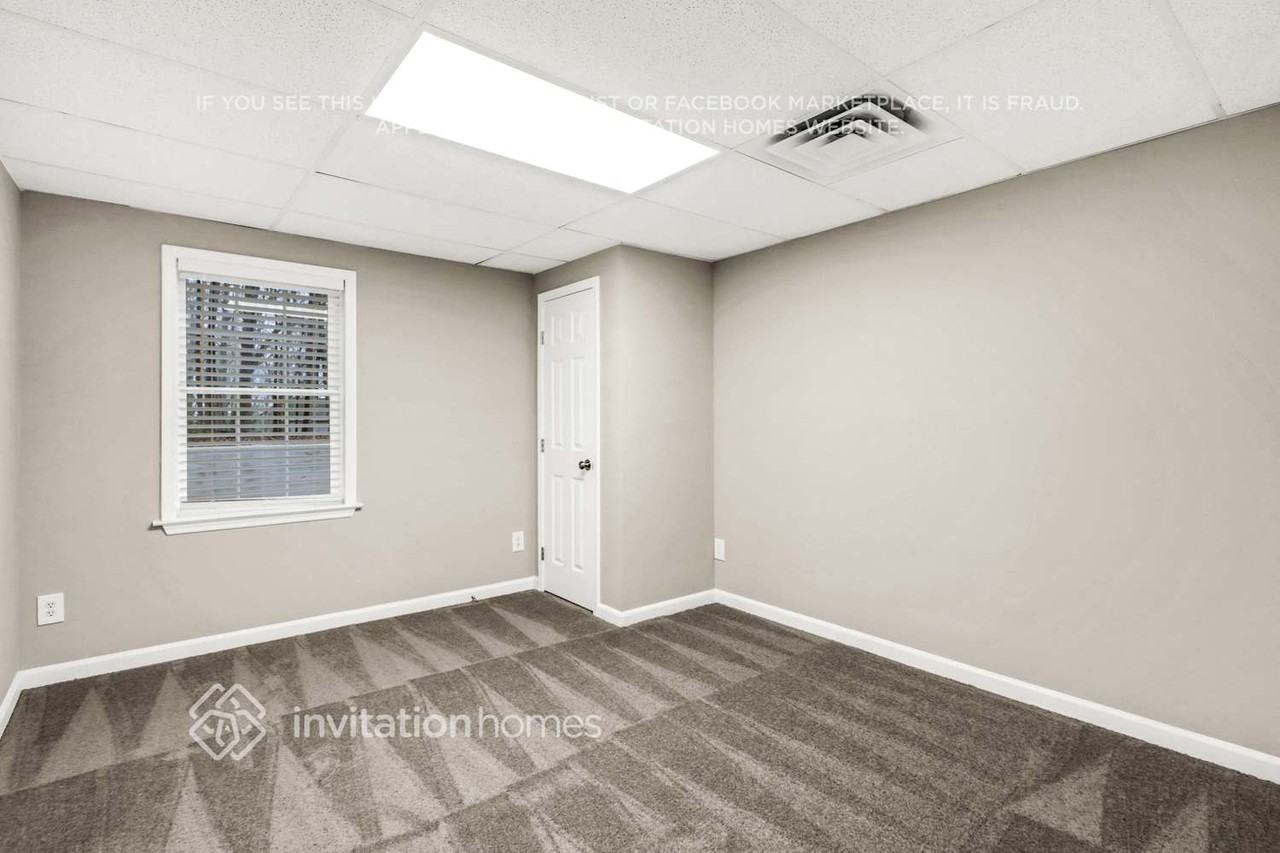 232 Corley Cir - Photo 7 of 14