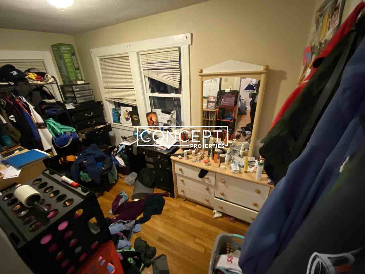9 Arlington St #3 - Photo 5 of 20