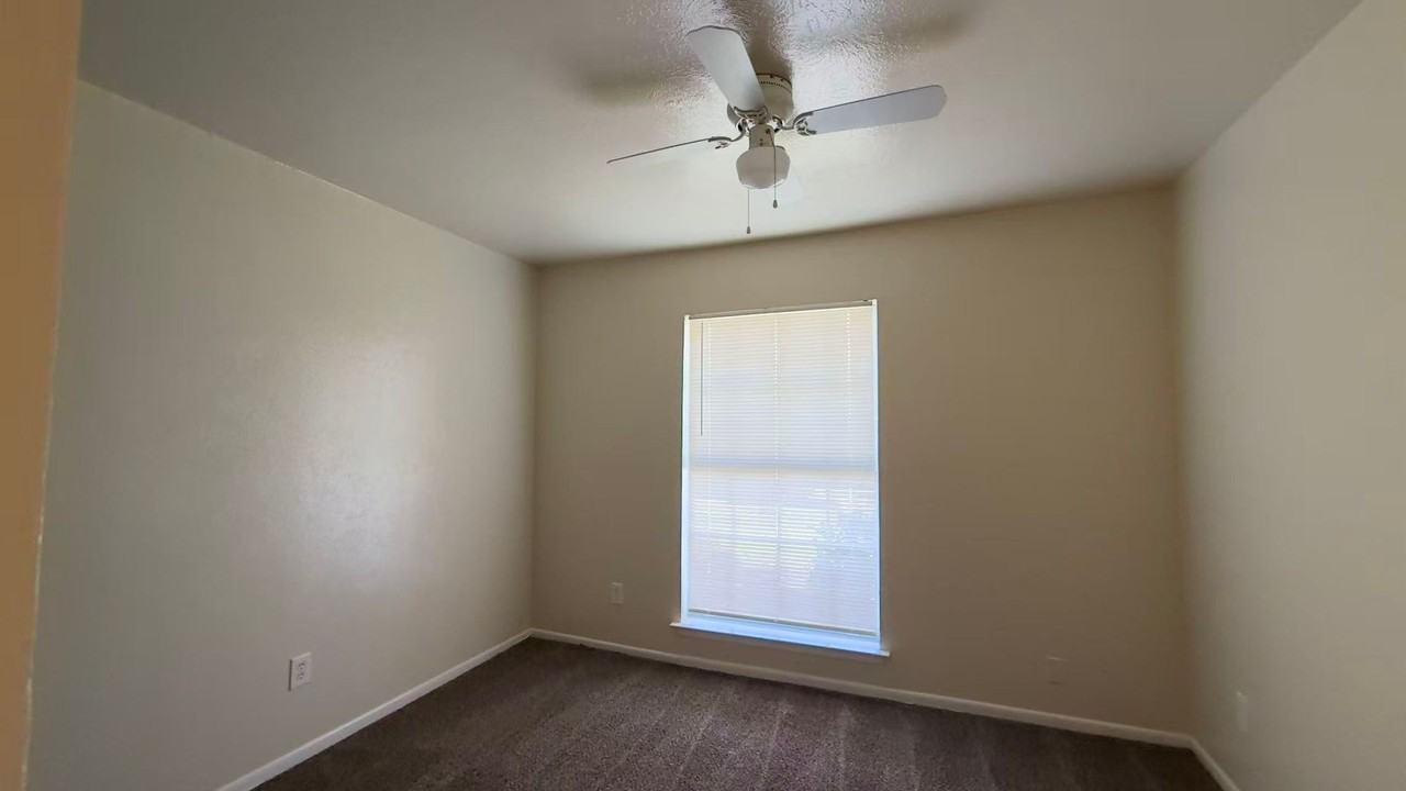 1304 Red River Pt - Photo 7 of 9