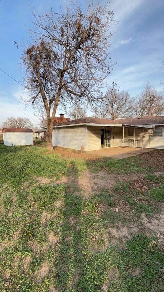 1720 Pawhuska Ave - Photo 6 of 19