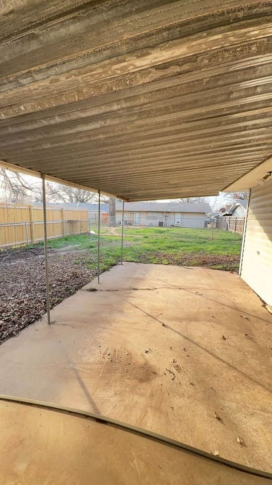 1720 Pawhuska Ave - Photo 7 of 19