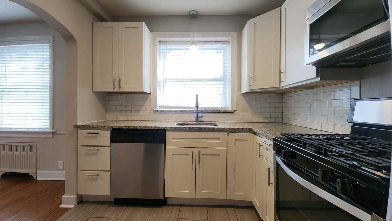 7752 Kingsbury Blvd. - Photo 3 of 14