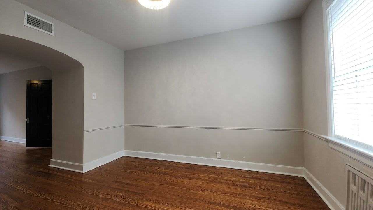 7752 Kingsbury Blvd. - Photo 5 of 14