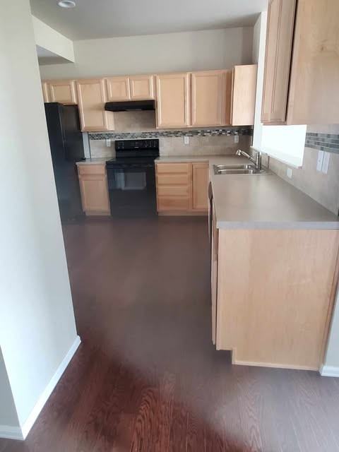 700 Finch Drive - Photo 5 of 33