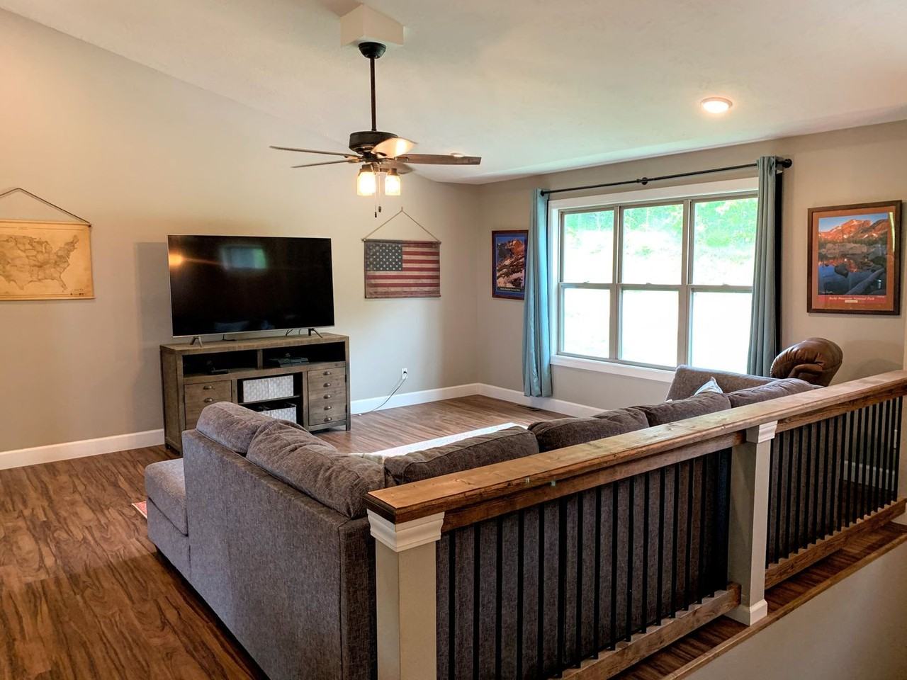 16089 Harley Rd - Photo 2 of 19