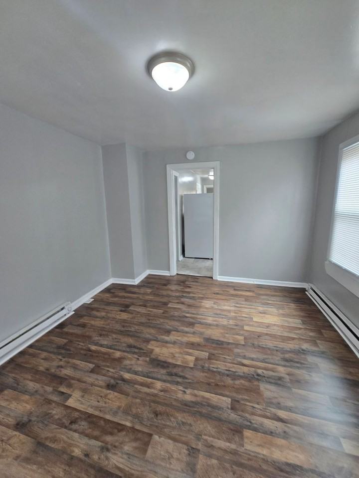 1165 N Concord St - Photo 2 of 8