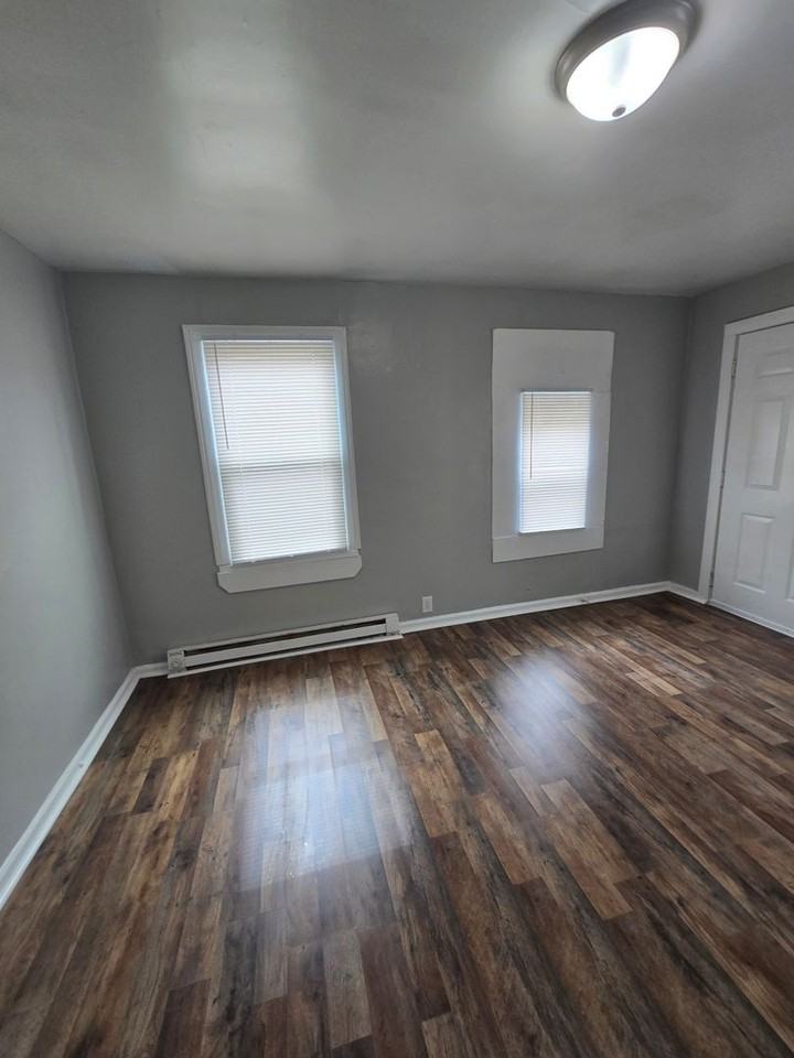 1165 N Concord St - Photo 5 of 8