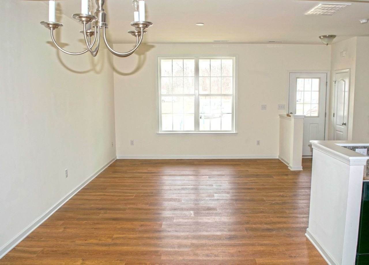 160 W Sheldrake Cir - Photo 5 of 12