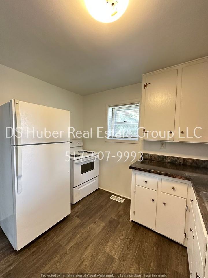 305 E Everettdale Ave - Photo 6 of 16