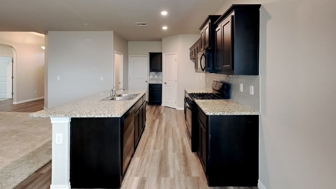 14813 Turner Falls Rd - Photo 7 of 20