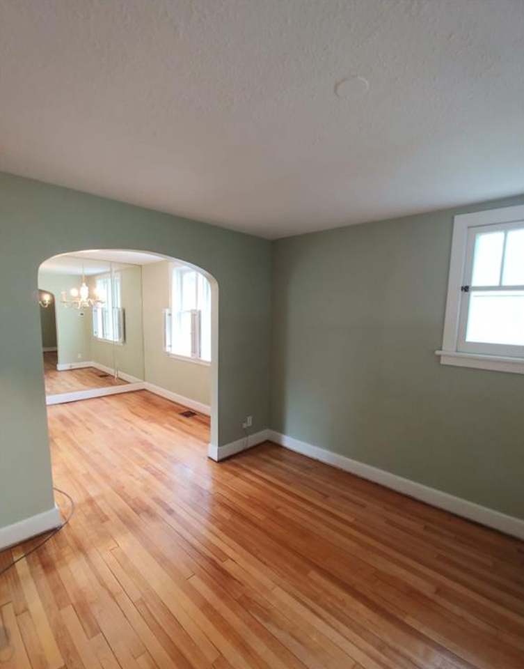 162 Woodroffe Avenue - Photo 2 of 7