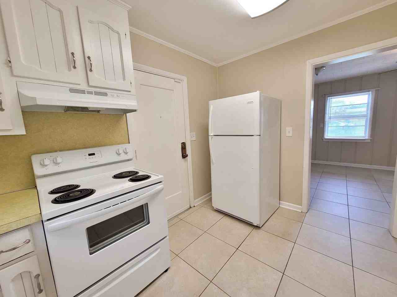 700 Barksdale St - Photo 6 of 14