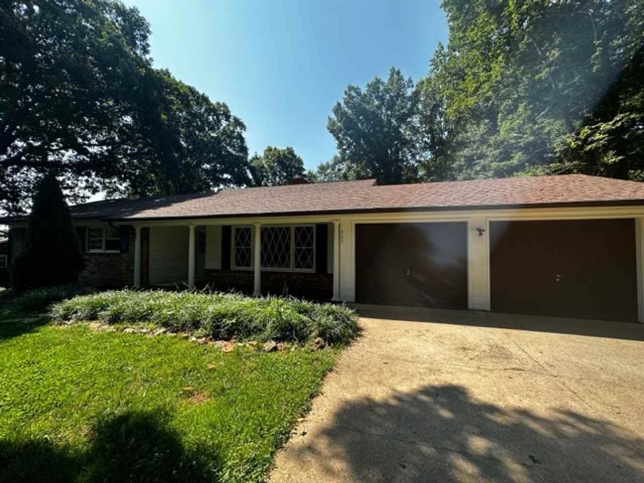 Oak Forest Cir - Photo 2 of 29