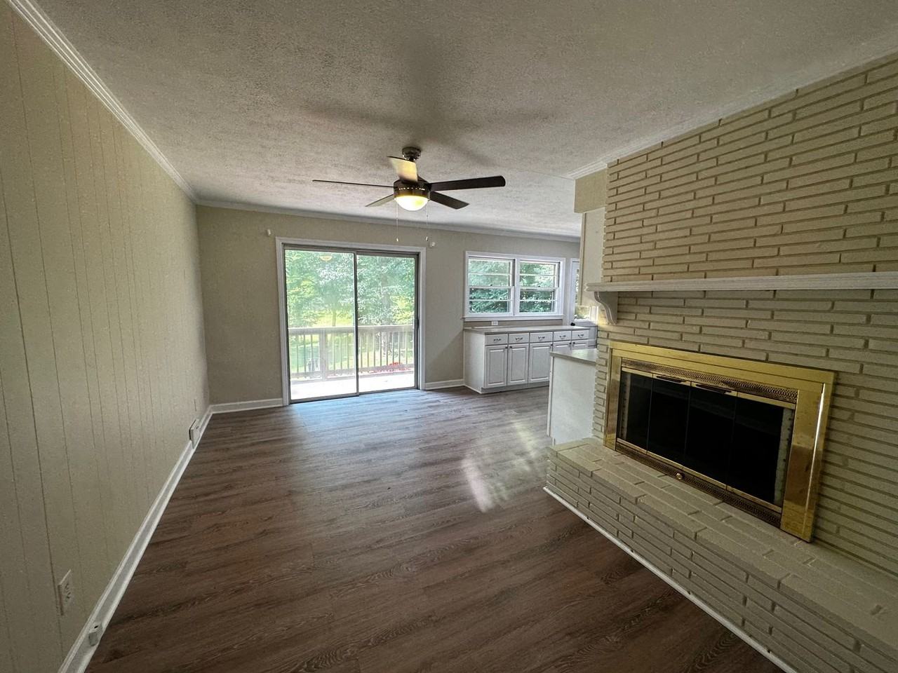 Oak Forest Cir - Photo 7 of 29