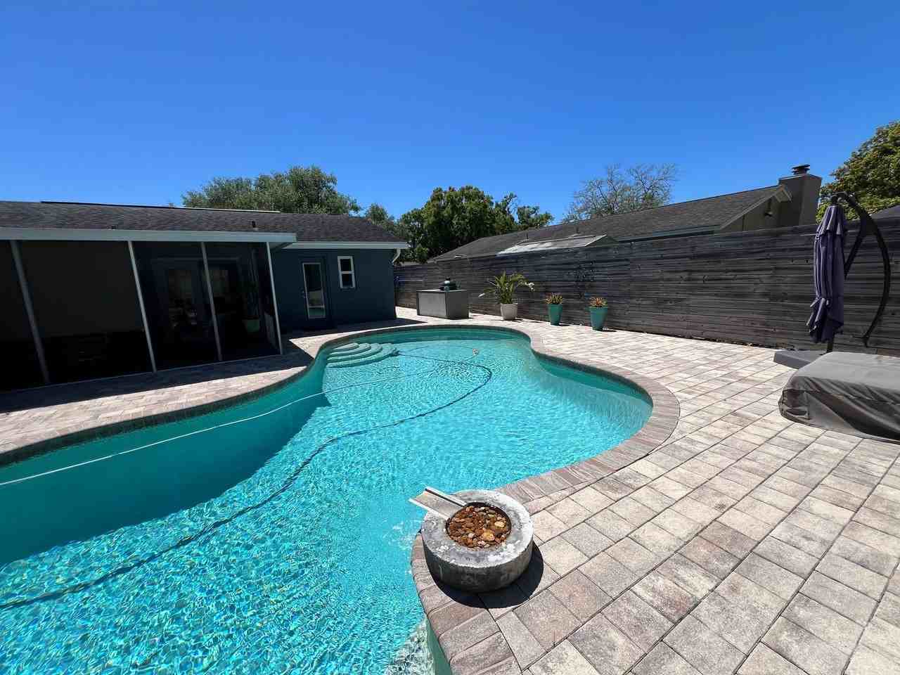 602 Pine Forest Dr - Photo 2 of 10